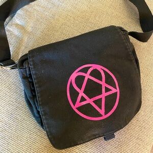 Vintage Heartogram Messenger Bag
